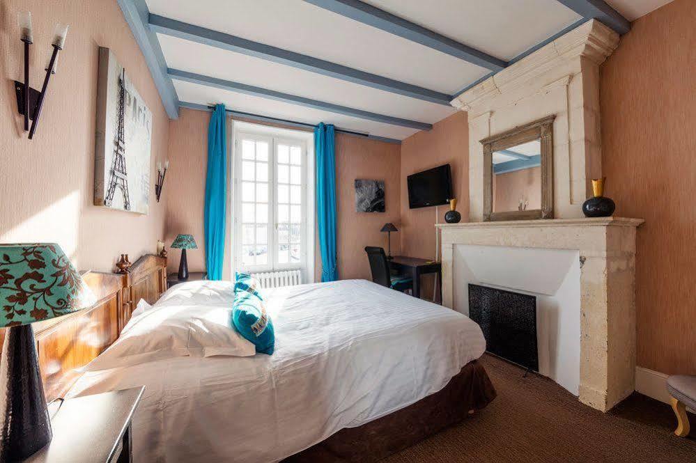 Logis Domaine Du Prieure Hotell Tonnay-Boutonne Exteriör bild