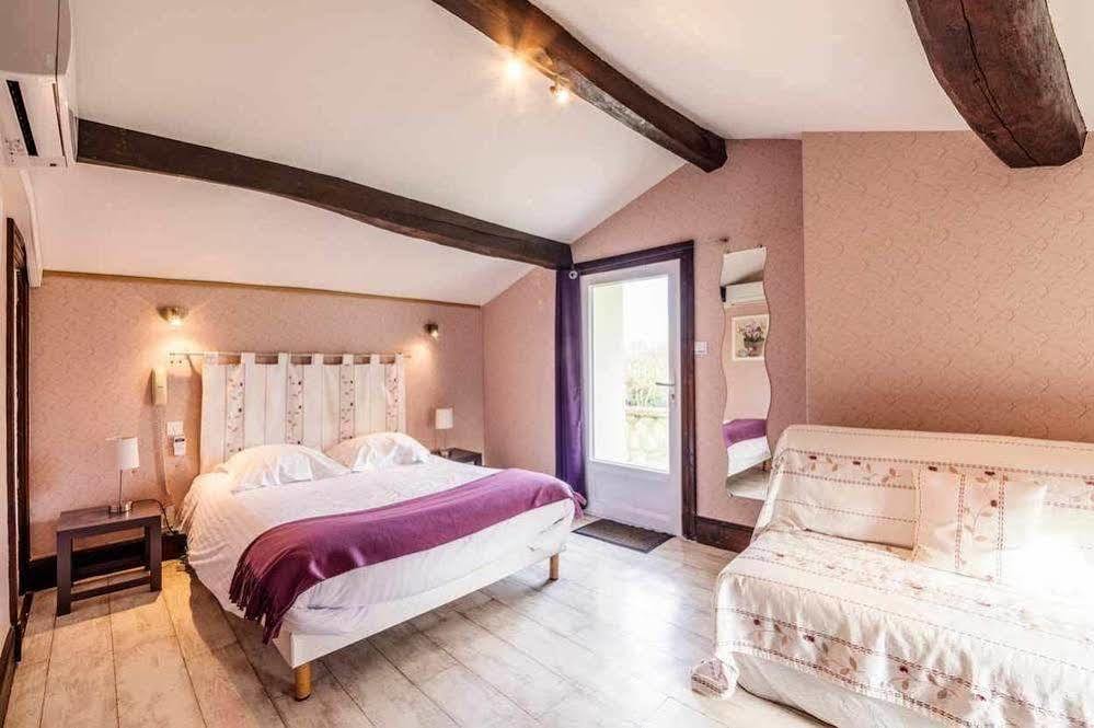 Logis Domaine Du Prieure Hotell Tonnay-Boutonne Exteriör bild